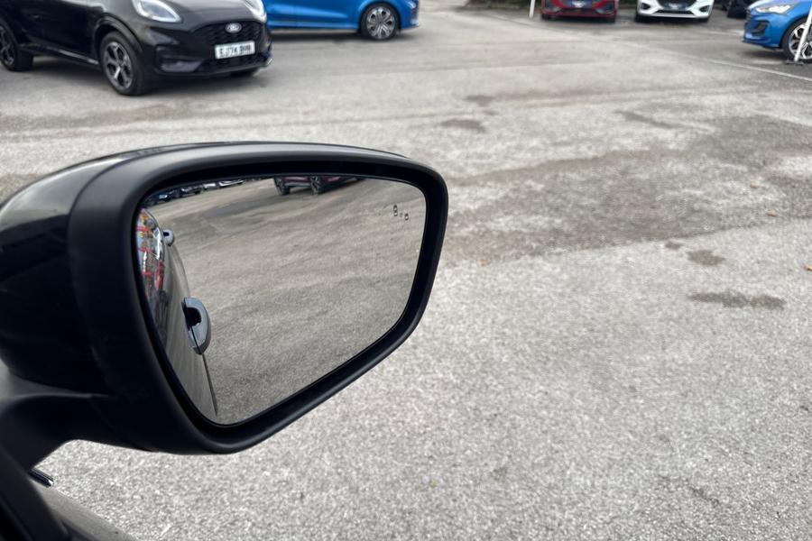Ford Kuga Photo autoimg-02541b1d5b795857e56e0d6774935f3fb320b1b7.jpg