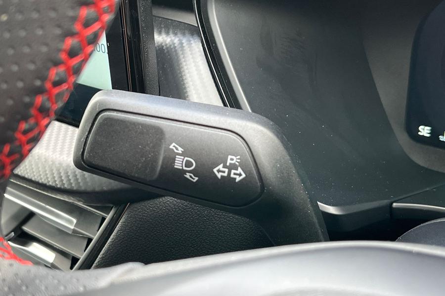 Ford KUGA Photo autoimg-02594327e7df1111d8e900a5dce9d5b0f48727d0.jpg