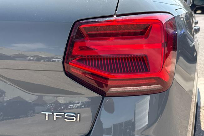 Audi Q2 Photo 18