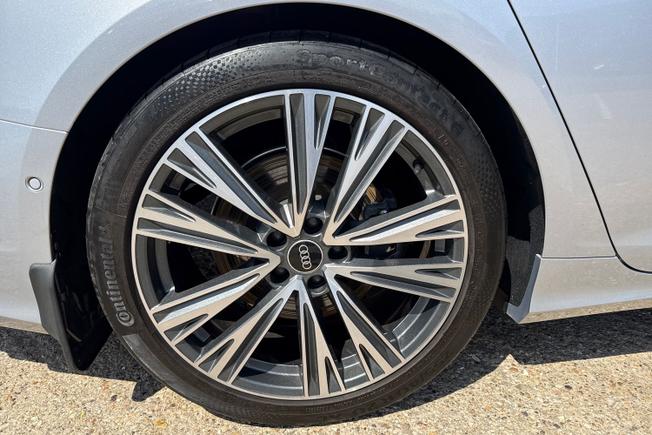 AUDI A6 Avant Photo 56
