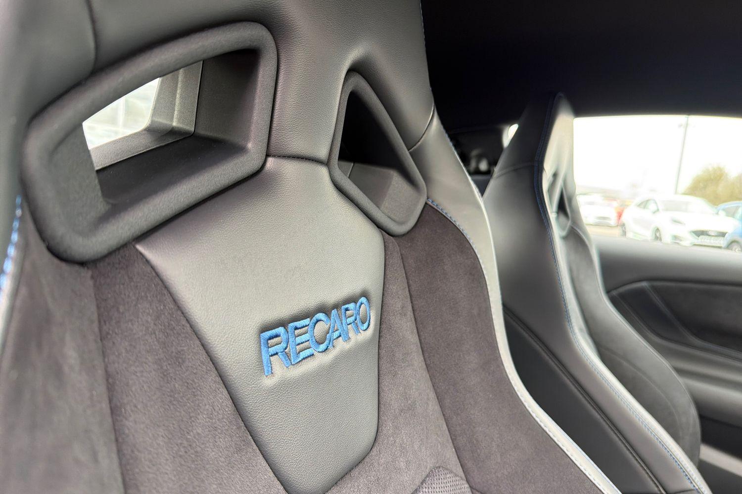 Ford MUSTANG Photo 32