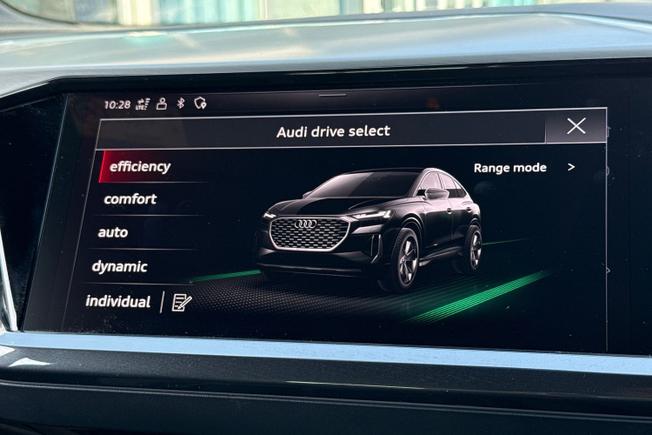 AUDI Q4 E-Tron Photo 31