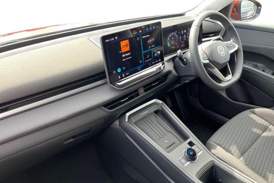 Volkswagen T-roc Photo autoimg-027059097613eca6d81c2d91595bfca0762844db.jpg