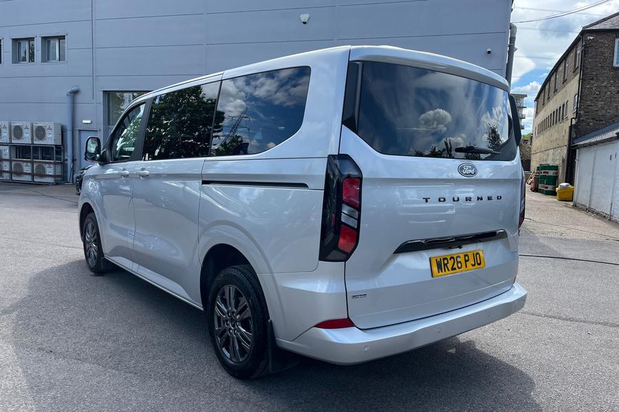 Ford TOURNEO CUSTOM Photo autoimg-0277d20e35eb98b7142add7cf1a25a9ca7497257.jpg