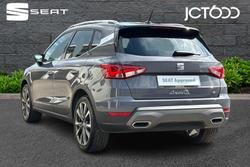SEAT Arona Photo 3