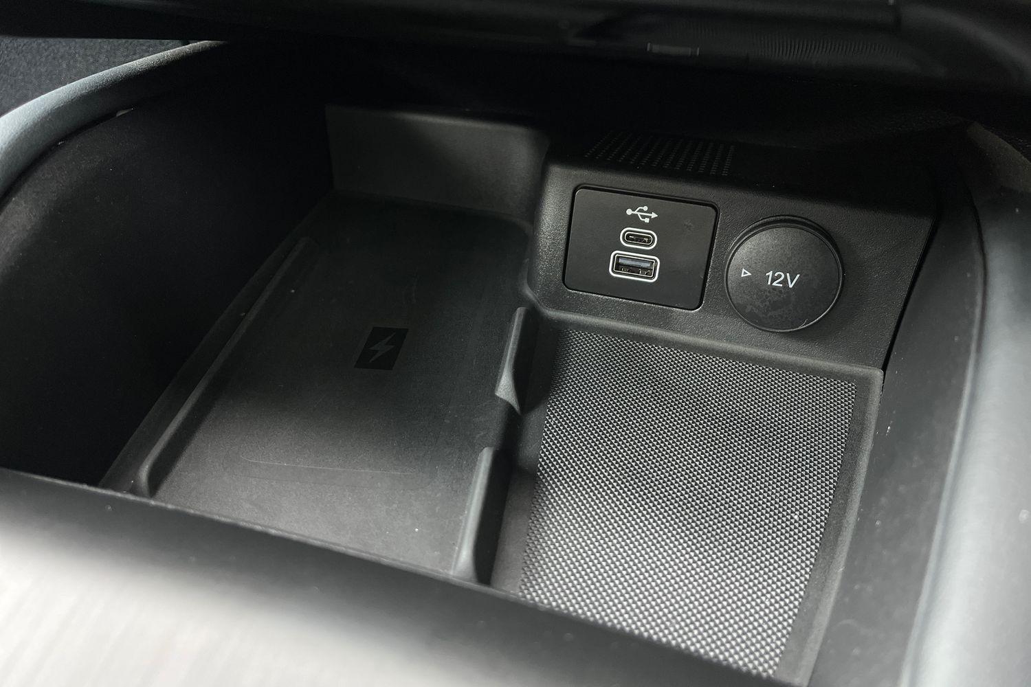 Ford Kuga Photo 36