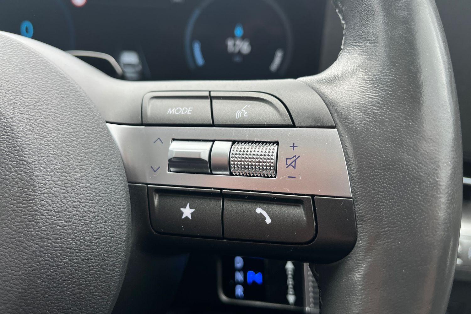 Hyundai KONA Photo 33