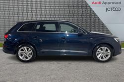 Audi Q7 Photo 4