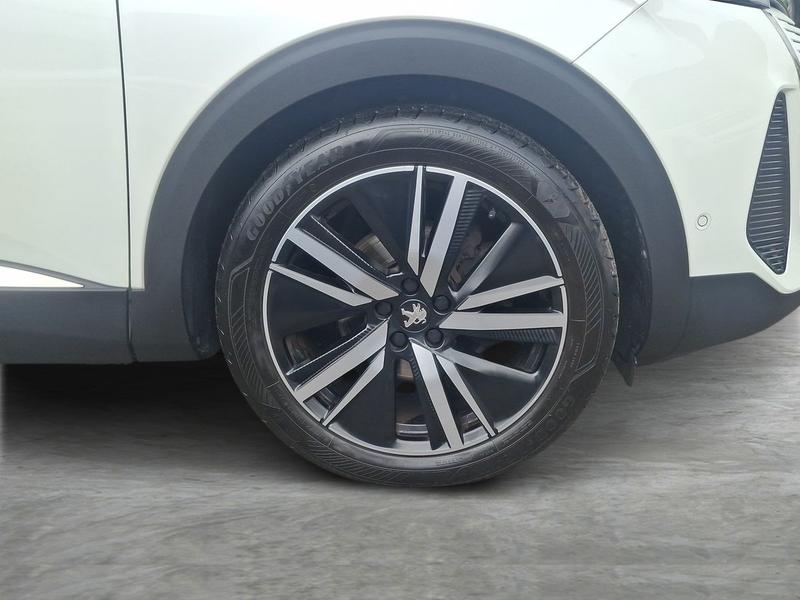 Used Peugeot 3008 NV22SOJ 9
