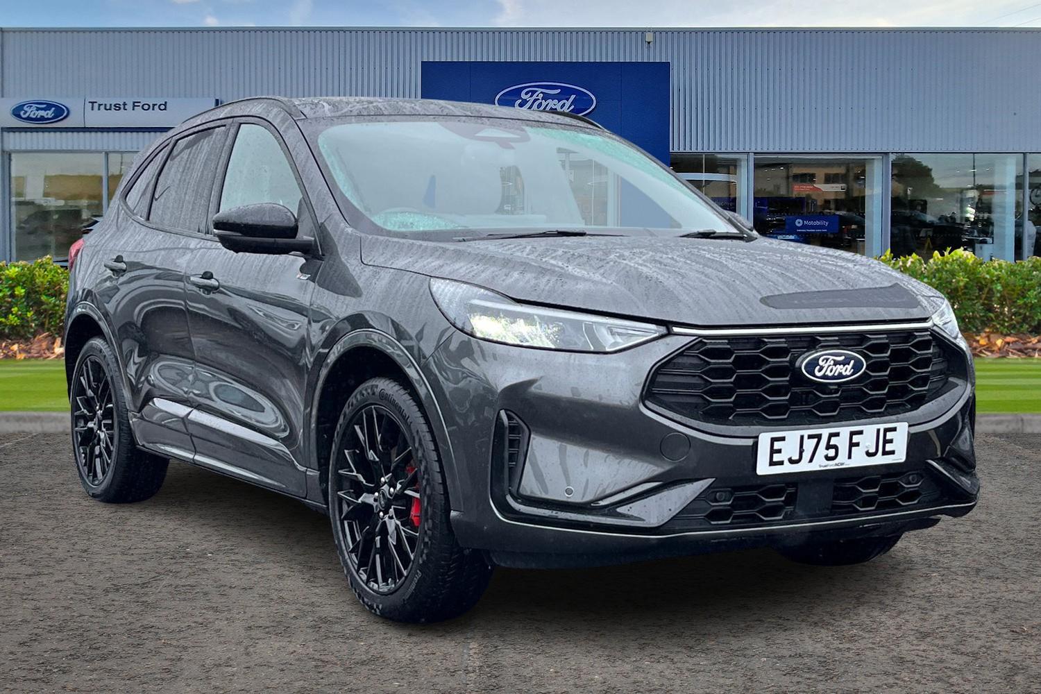 Ford Kuga Photo 0