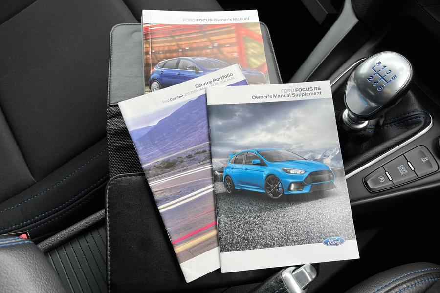 Ford Focus RS Photo autoimg-0281fadd88008cf211a3557afac93b0f6fc95d08.jpg