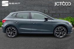 SEAT Ibiza Photo 4