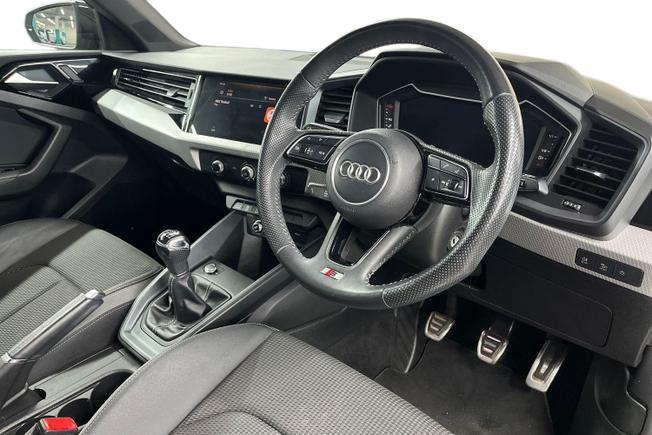 Audi A1 Photo 6