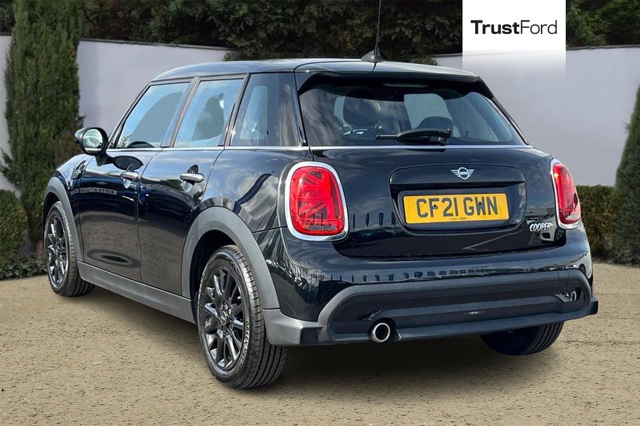 MINI Hatch Photo autoimg-0287d6ac57266124262573737950e08e97b0a980.jpg