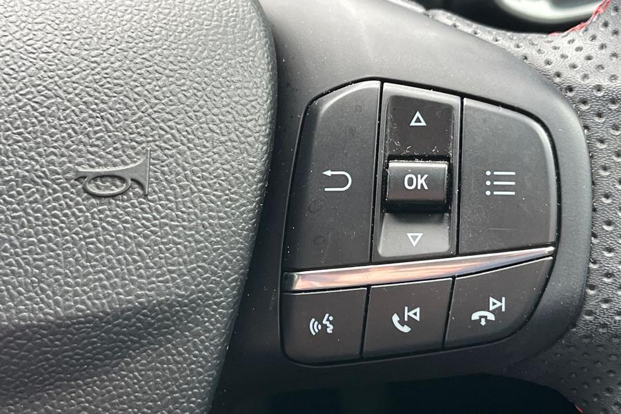Ford PUMA Photo autoimg-02887427be56f2a581103cac5312333e3ac90ee3.jpg