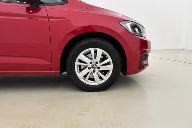 VOLKSWAGEN Touran Photo 5