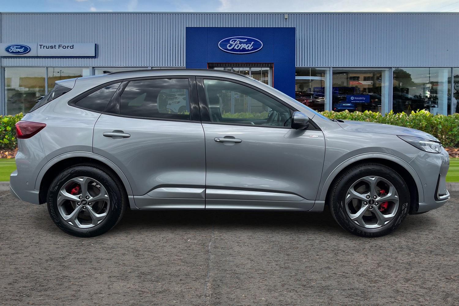 Ford Kuga Photo 2