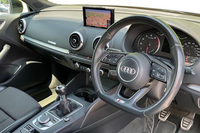 AUDI A3 Photo 6