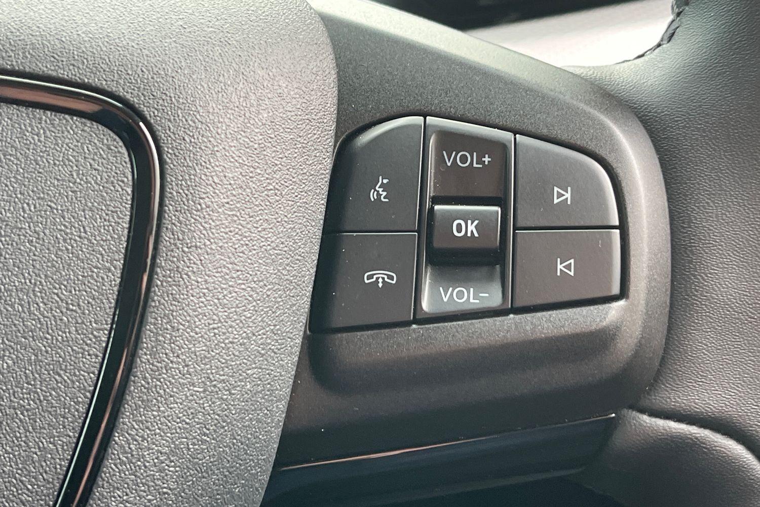 Ford MUSTANG MACH-E Photo 38