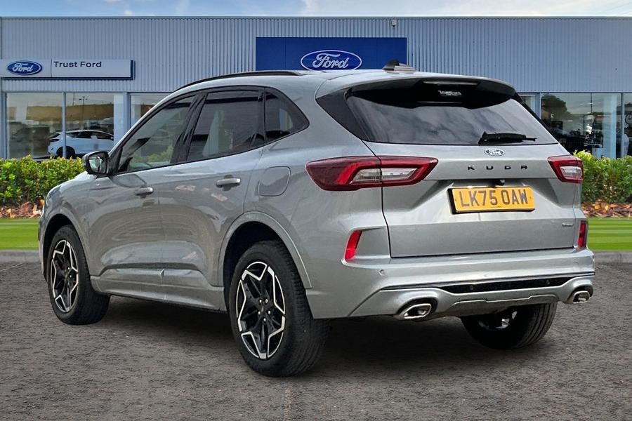 Ford Kuga Photo autoimg-02a3bedc66968a2016af9f53bf268567cd88b1ab.jpg
