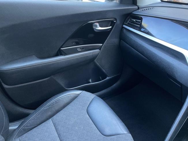 KIA Niro Photo 50