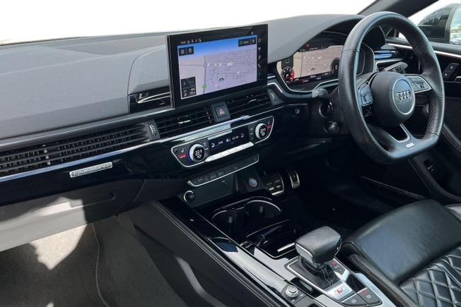 AUDI S5 Photo 2