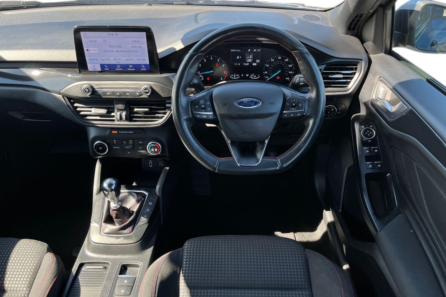 Ford Focus Photo 10