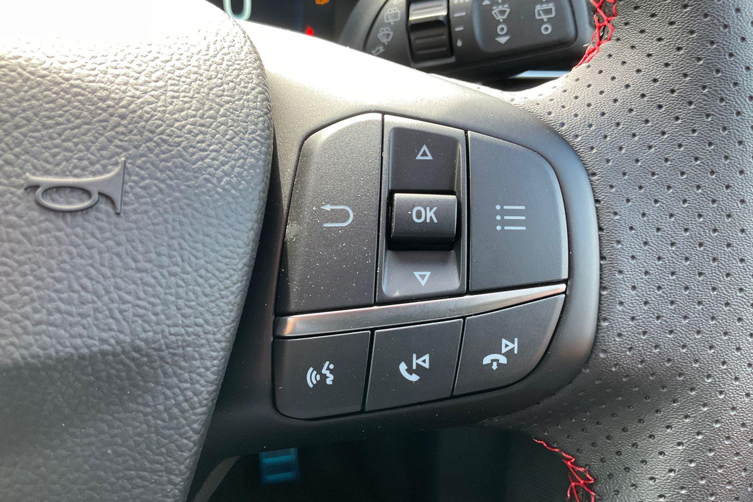 Ford FOCUS Photo 31