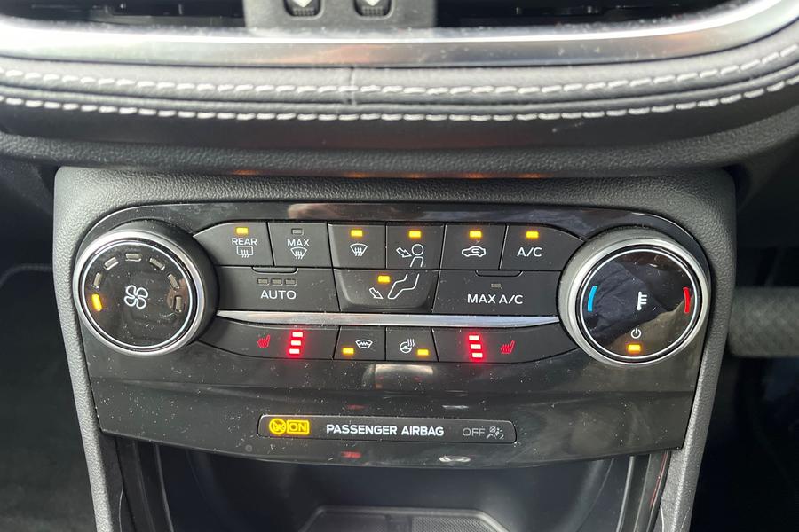 Ford PUMA Photo autoimg-02beac03aa2a6a9592a538f8be9e56cc00ca462b.jpg