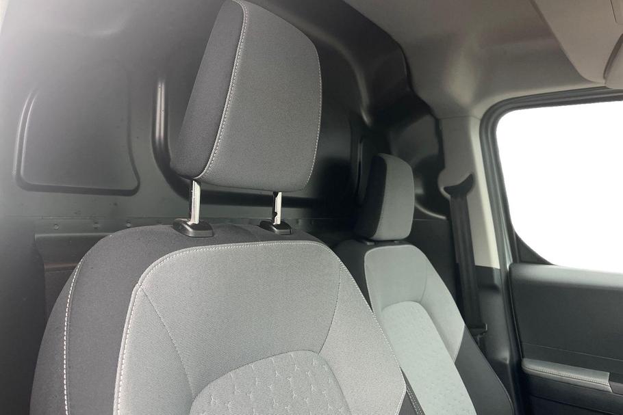 Used FORD TRANSIT COURIER OX73EXJ 11