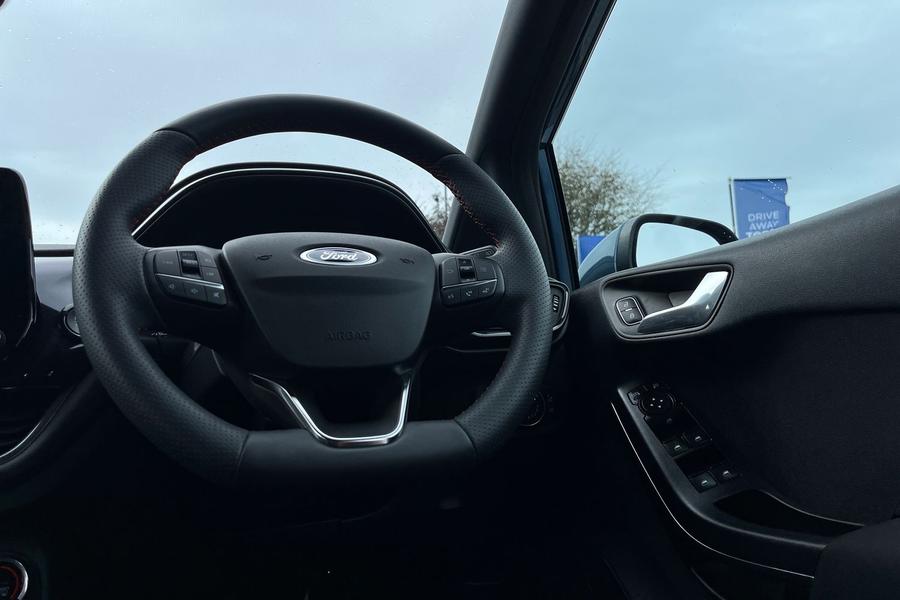Ford Fiesta Photo autoimg-02c564208fdaf96677d89fcde24bf3475a0c9e7e.jpg