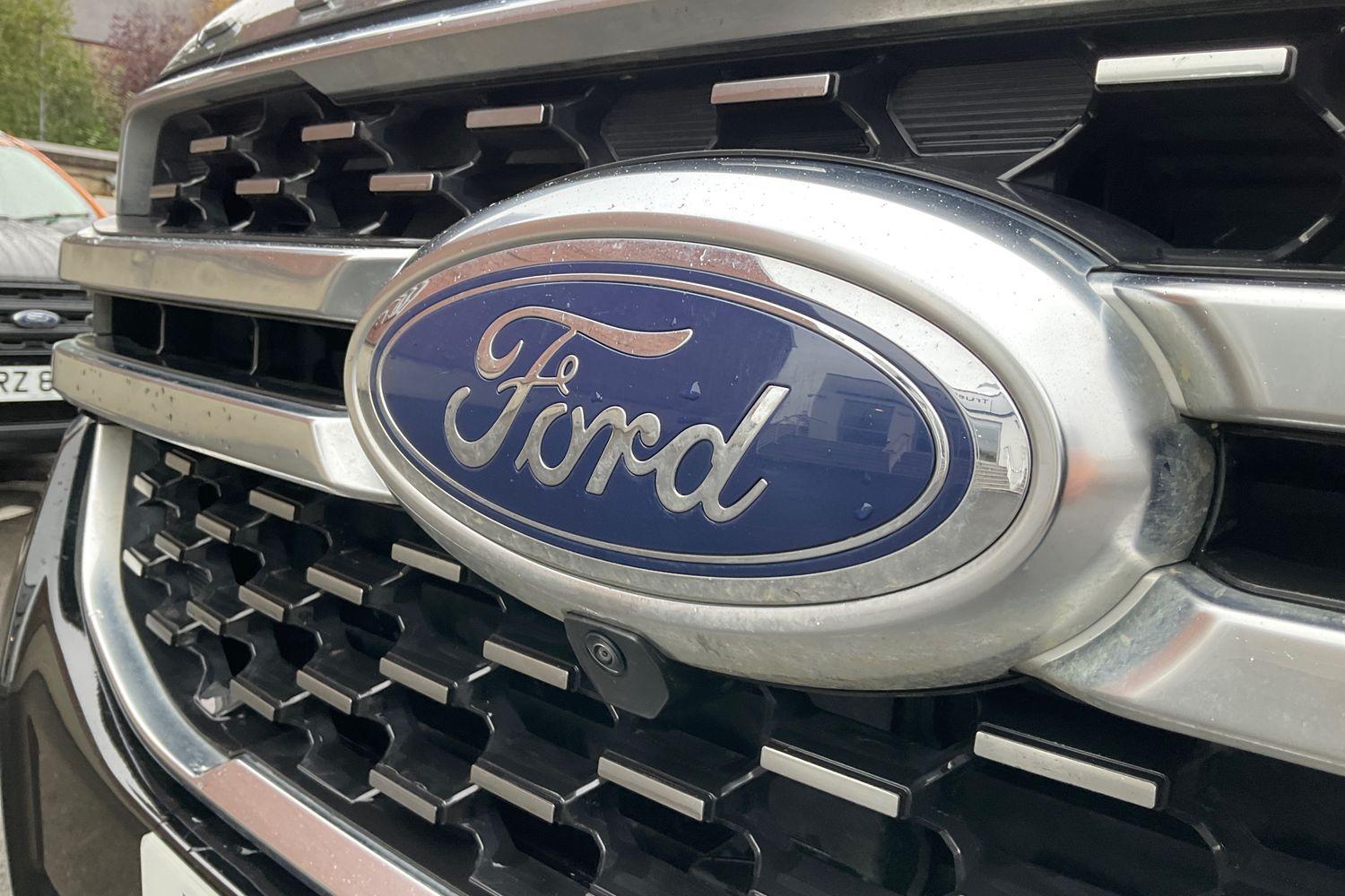 Ford RANGER Photo 32