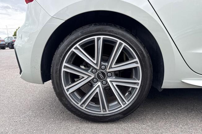 AUDI A1 Photo 5