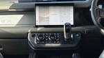 Land Rover Defender Photo 13