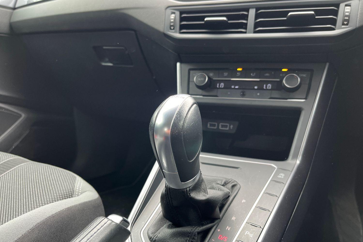 Volkswagen POLO Photo 36