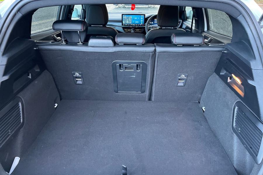 Ford FOCUS Photo autoimg-02cf1b04cafa5a0283ce689922ce85f7d94e1b37.jpg