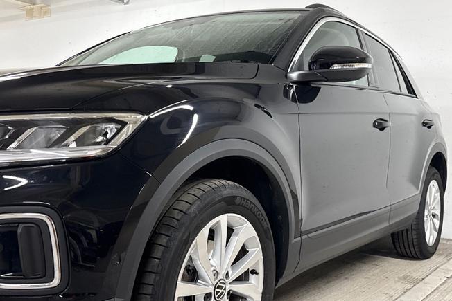 Volkswagen T-Roc Photo 30