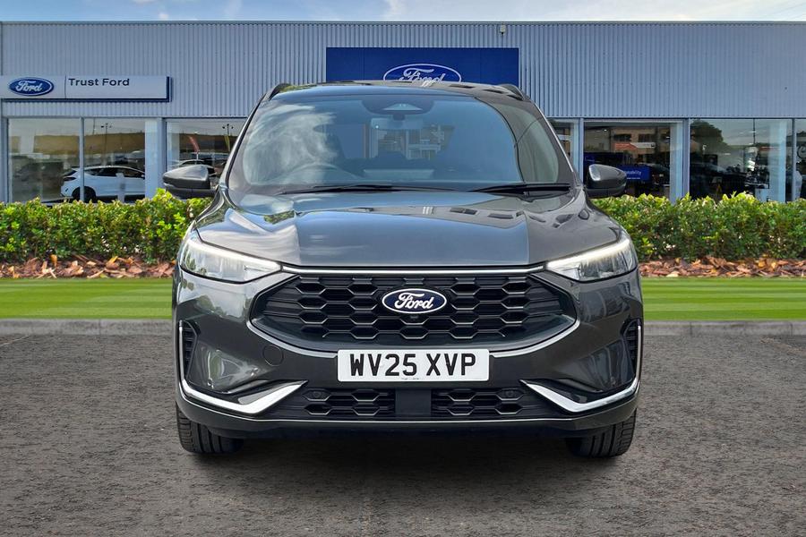Ford KUGA Photo autoimg-02d15a15669cae06b3a734517f002f63f39f609b.jpg
