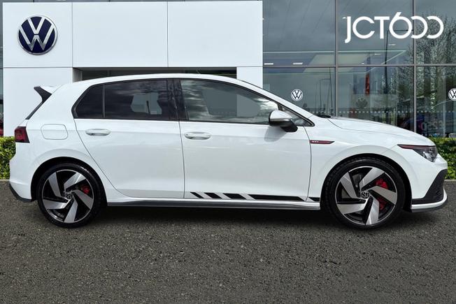 Volkswagen Golf Photo 4