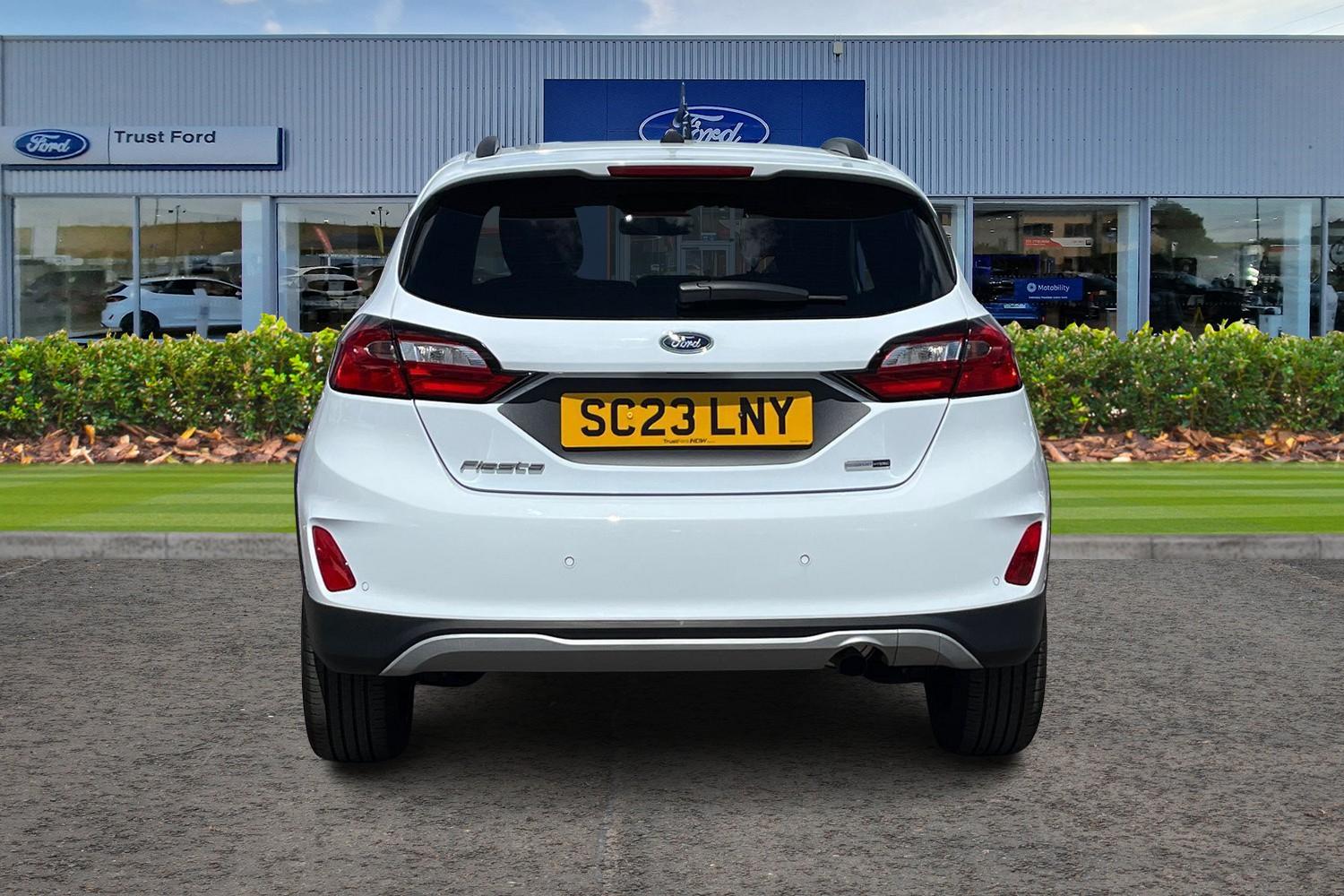Ford Fiesta Photo 6