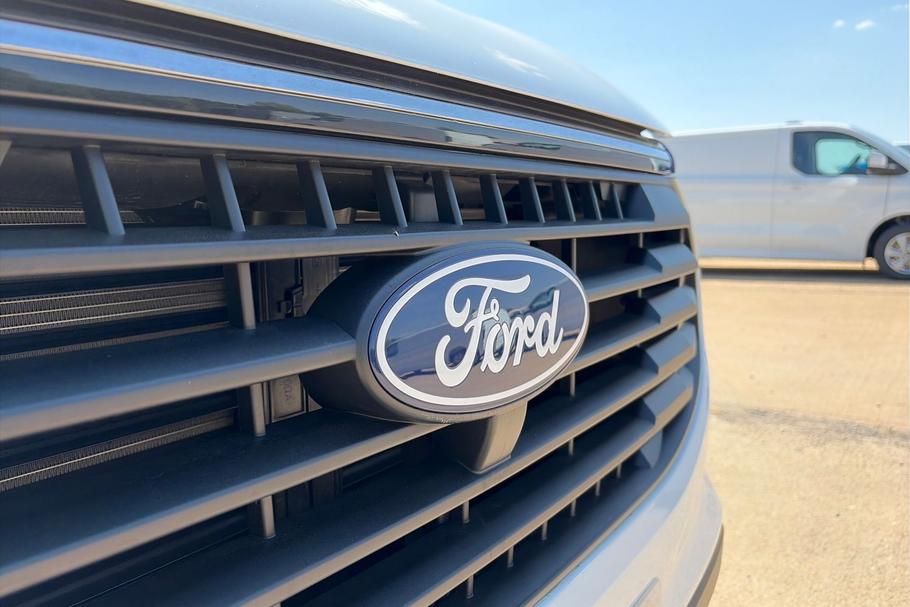 Used Ford TRANSIT CUSTOM AK75OPT 28