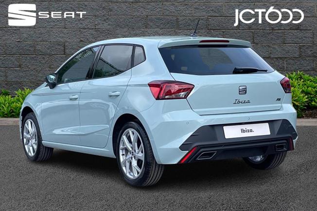 SEAT Ibiza Photo 3