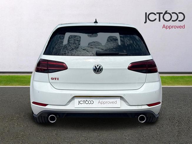 VOLKSWAGEN Golf Photo 7