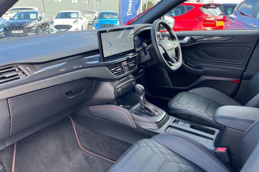 Ford FOCUS Photo autoimg-02db280ae21525b468130724a42370f55c353173.jpg