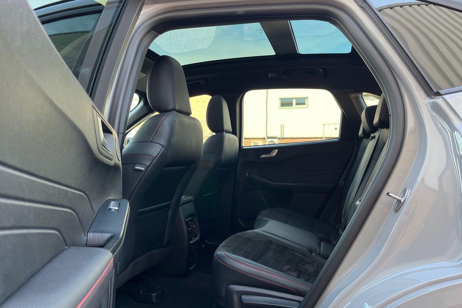 Ford KUGA Photo 26