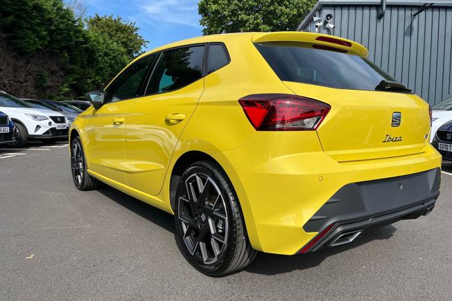 SEAT Ibiza Photo 24