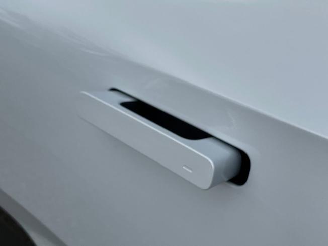 POLESTAR 4 Coupe Photo 24