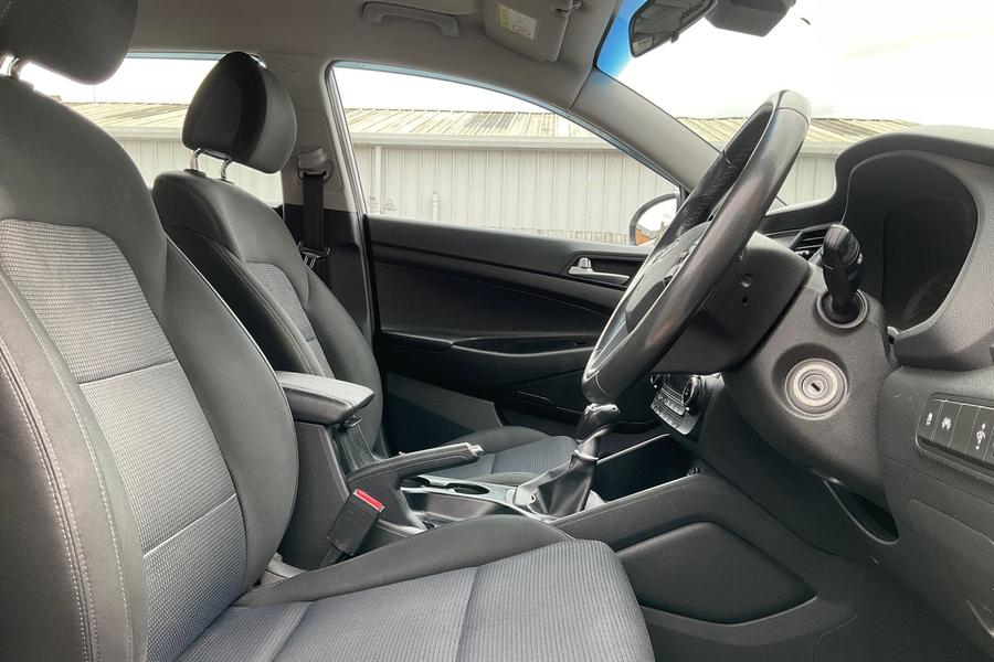 Hyundai TUCSON Photo autoimg-02e3f655baa083807434e4a5edb6ab44c2f2a99f.jpg