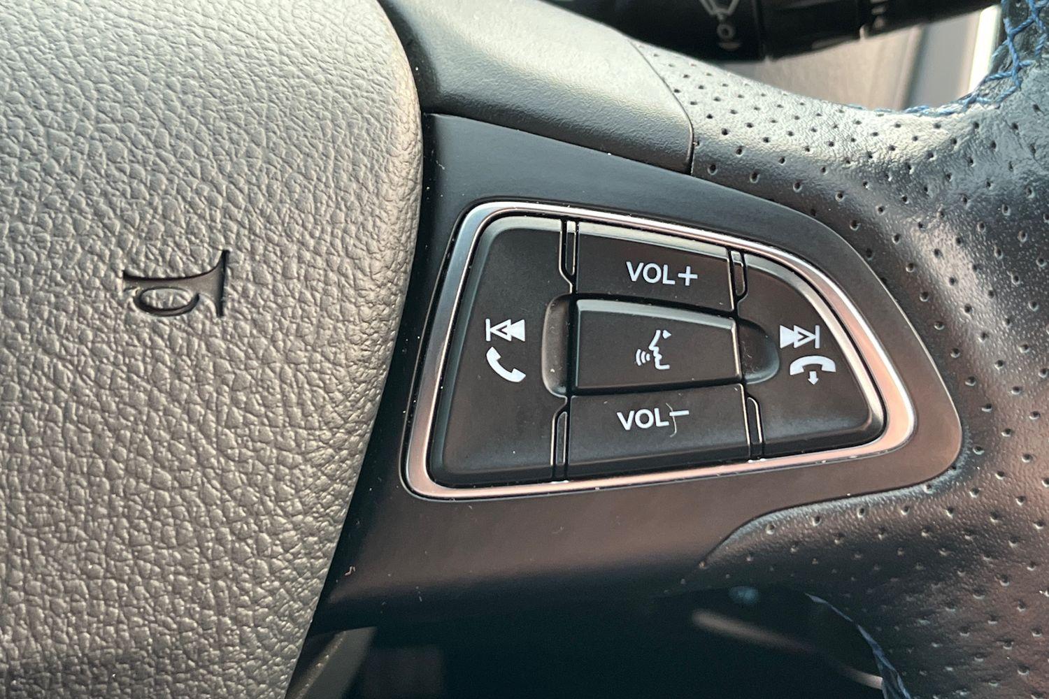 Ford FOCUS RS Photo 38