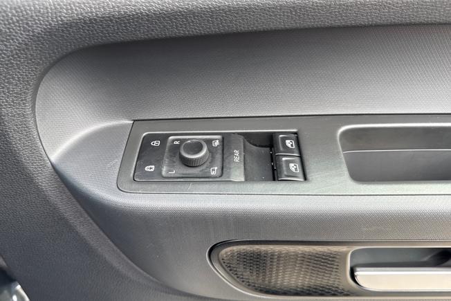 VOLKSWAGEN Id. Buzz Photo 36